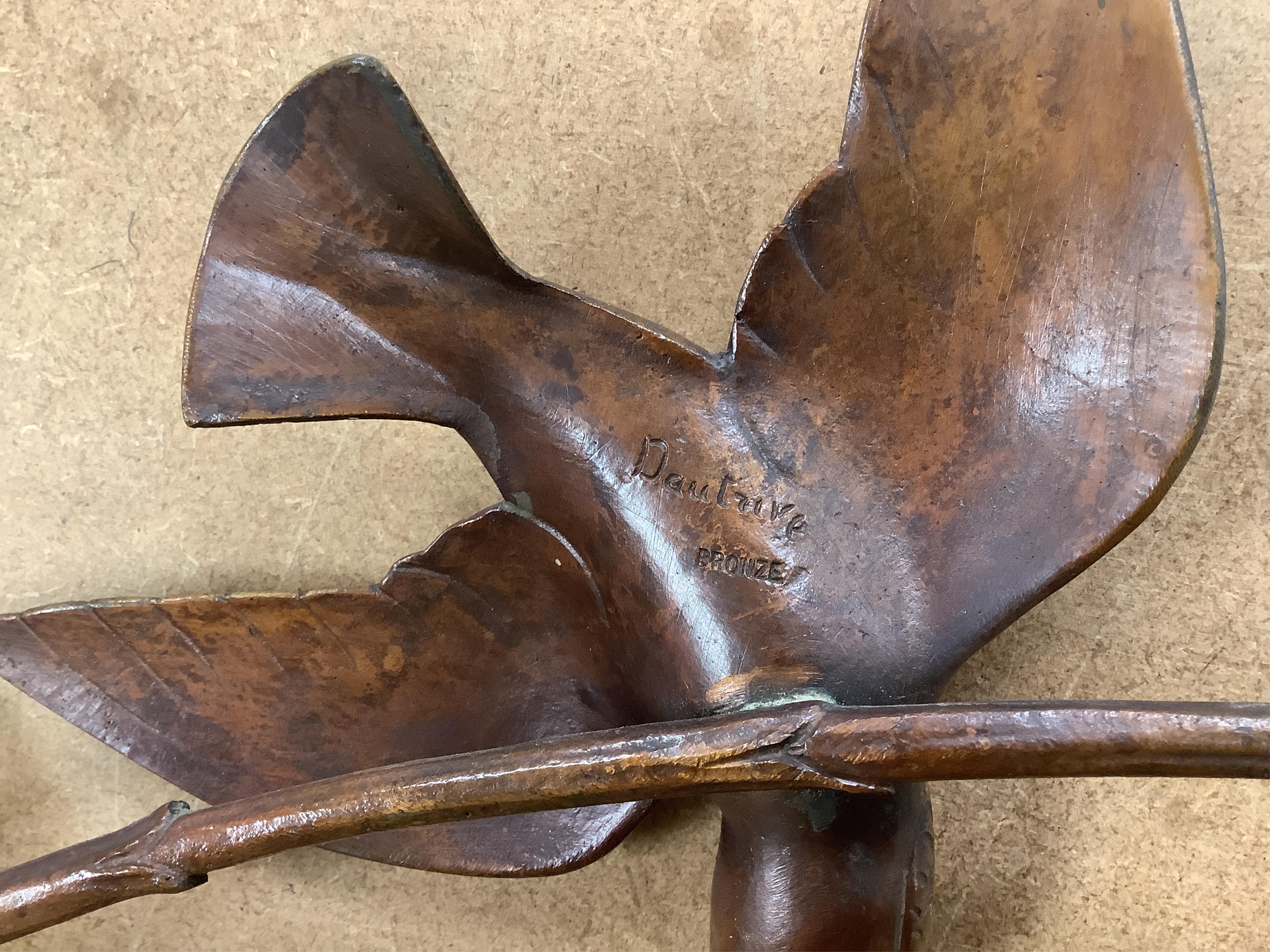 A French Art Deco bronze kingfisher after Dautrive, signed, on marble plinth, 22cm high